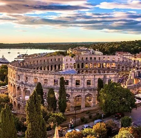 Heli Istra * Pula