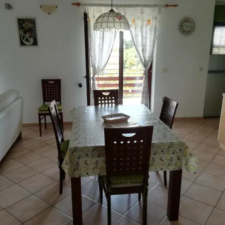 Heli Istra Apartment